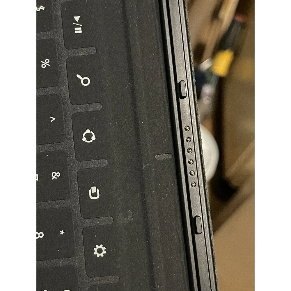 Microsoft Surface Touch Type Cover / Keyboard - 1515 / Black‎